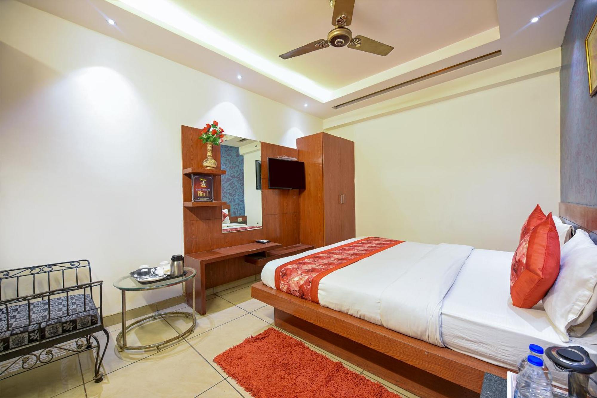 Hotel Le Grand - Walk-In From Rk Ashram Metro Station New Delhi Exterior photo